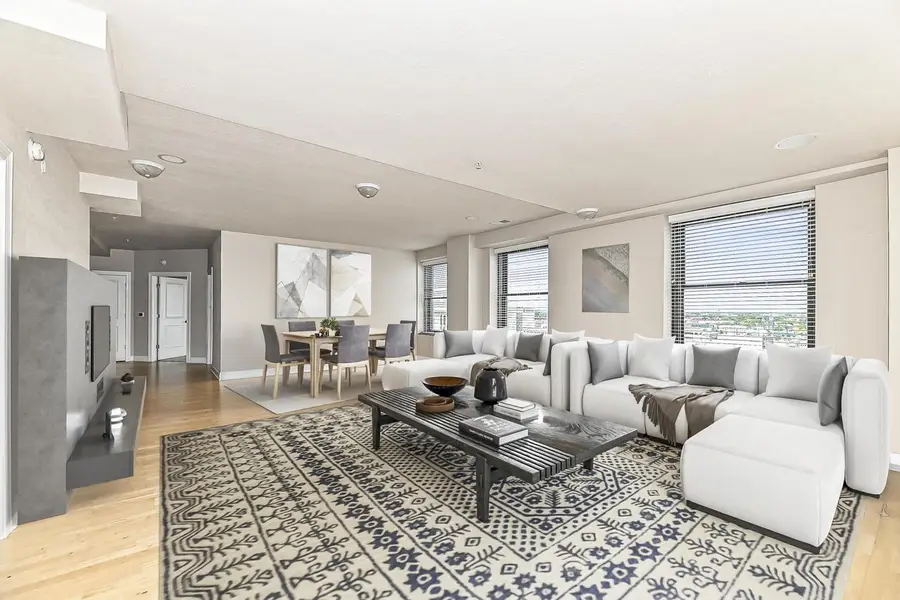 606 W Wisconsin AVENUE #1702, Milwaukee, WI 53203 - Image #2