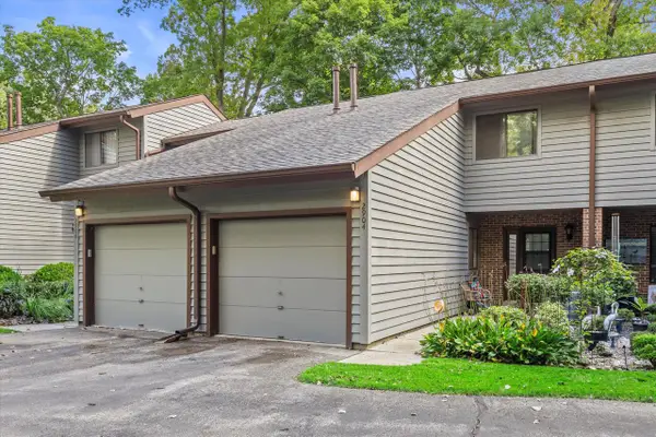 2904 Old Mill DRIVE, Racine, WI 53405