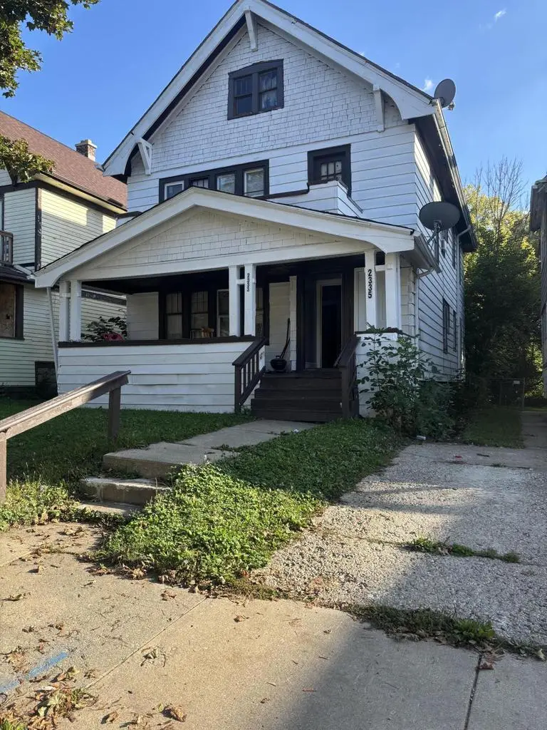 2333 W Finn PLACE, Milwaukee, WI 53206 - Image #1