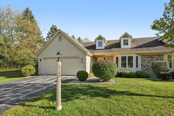 N99W17909 Appletree COURT #D-102, Germantown, WI 53022