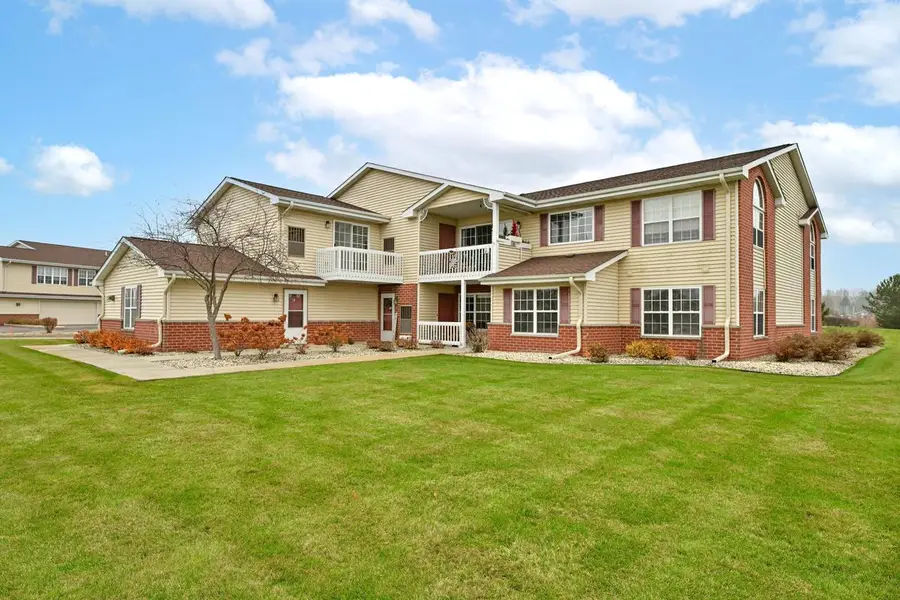 25151 87th STREET #11-3, Salem, WI 53168 - Image #2