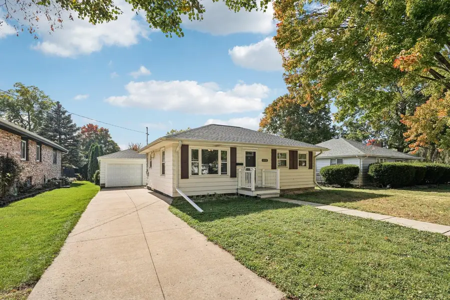 606 Phoenix STREET, Delavan, WI 53115 - Image #2