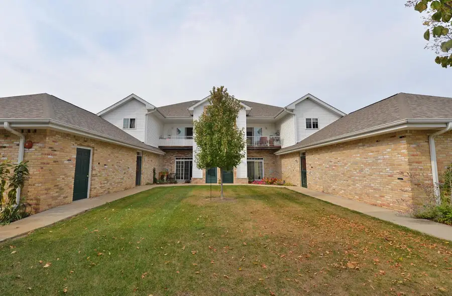 4249 Taylor Harbor W #6, Mount Pleasant, WI 53406 - Image #2