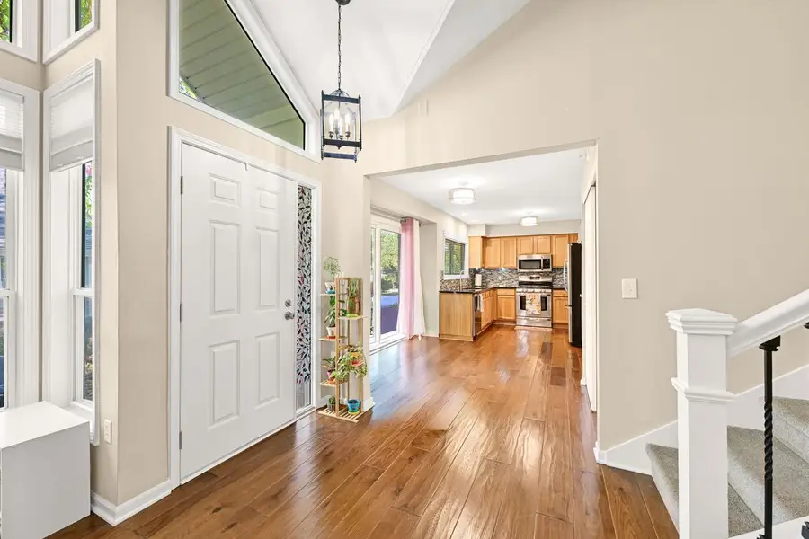 14241 W Waterford Square DRIVE, New Berlin, WI 53151 - Image #3