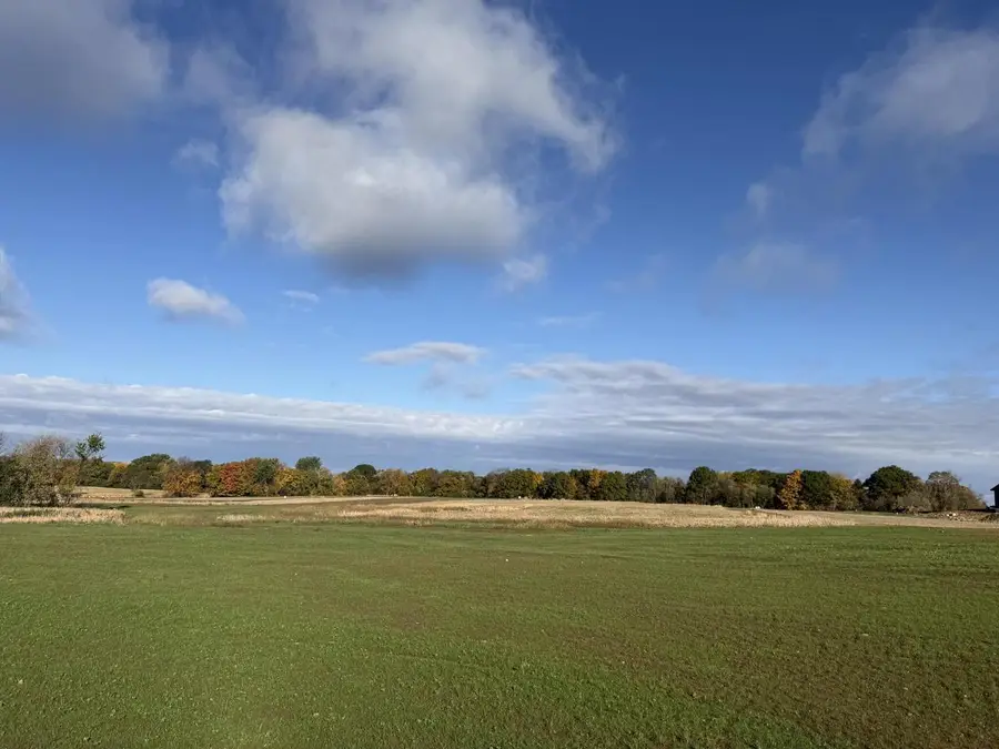 1015 HIGHRIDGE COURT #Lt8, Hubertus, WI 53033 - Image #3