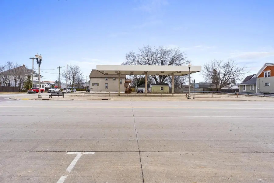 2023 WASHINGTON STREET, Two Rivers, WI 54241 - #2