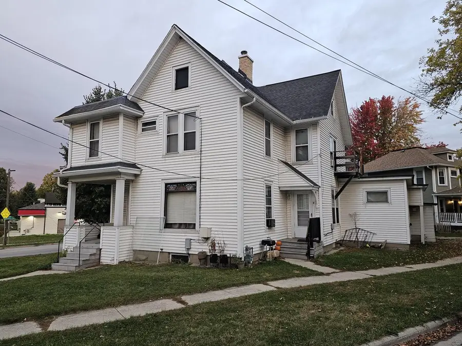 11 S 4th STREET E, Fort Atkinson, WI 53538 - Image #2