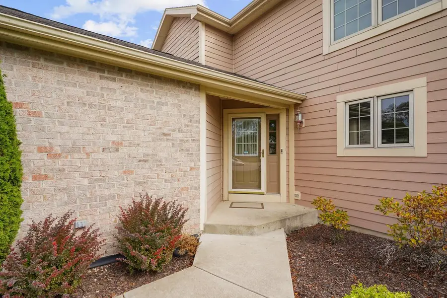 9143 Prairie Village DRIVE, Kenosha, WI 53142 - Image #2