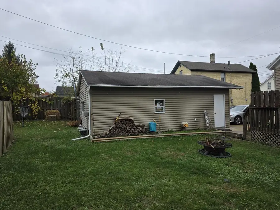 915 Cleveland STREET, Watertown, WI 53098 - Image #3