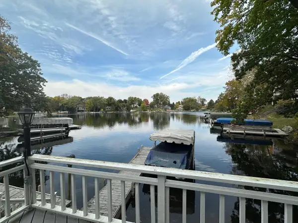 N52W34404 Peterson DRIVE, Okauchee, WI 53069