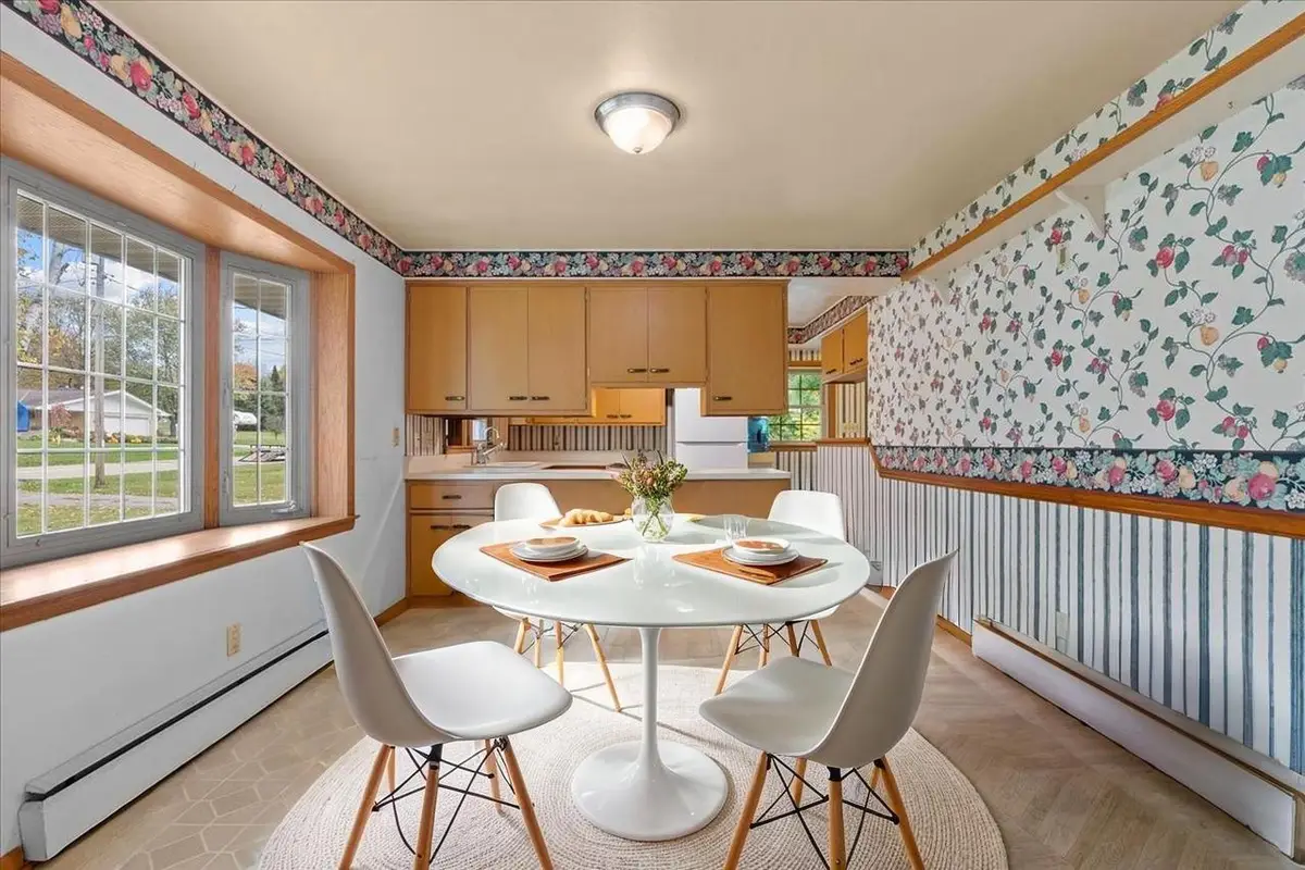 W7085 Hillside DRIVE, Adell, WI 53001 - Image #1