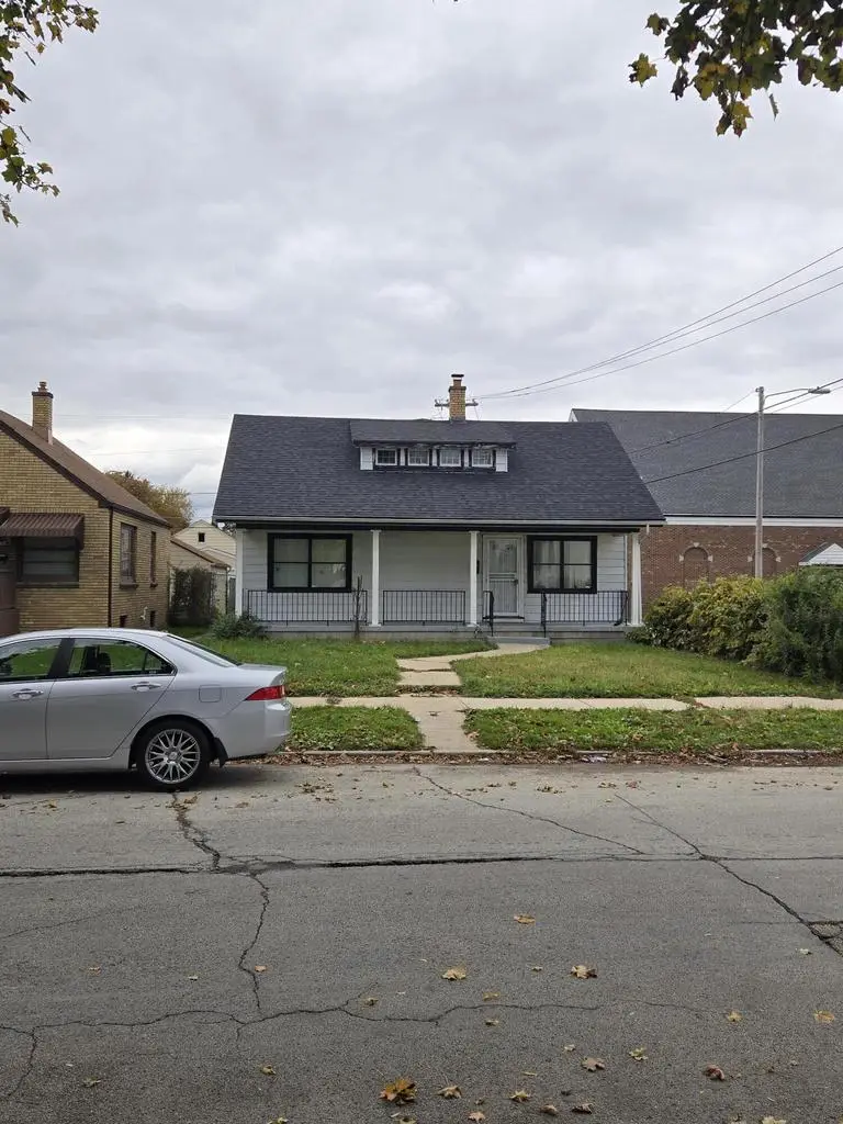 4757 N 18th STREET, Milwaukee, WI 53209 - #1