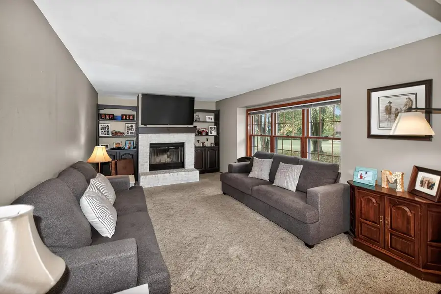 8416 W Forest Hill AVENUE, Franklin, WI 53132 - #3
