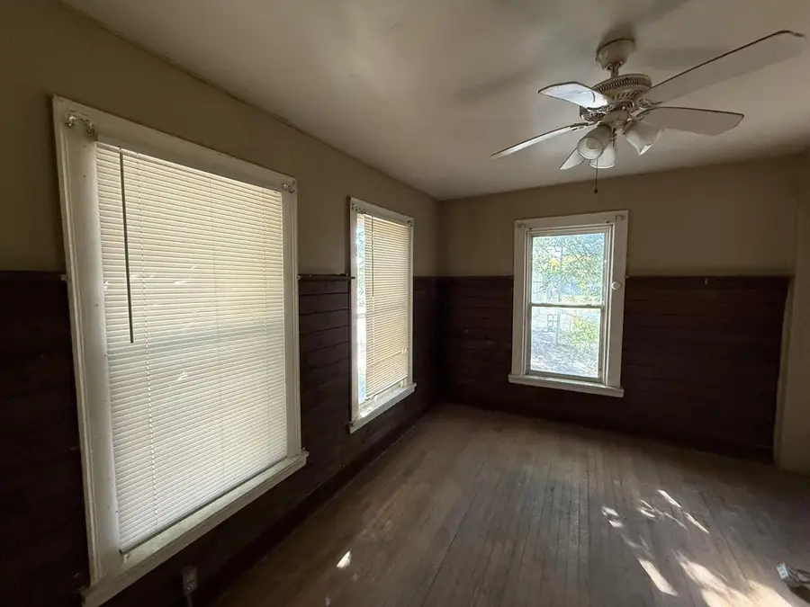 3701 W Kilbourn AVENUE, Milwaukee, WI 53208 - Image #2