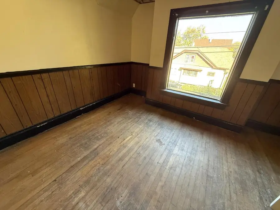 3701 W Kilbourn AVENUE, Milwaukee, WI 53208 - Image #3