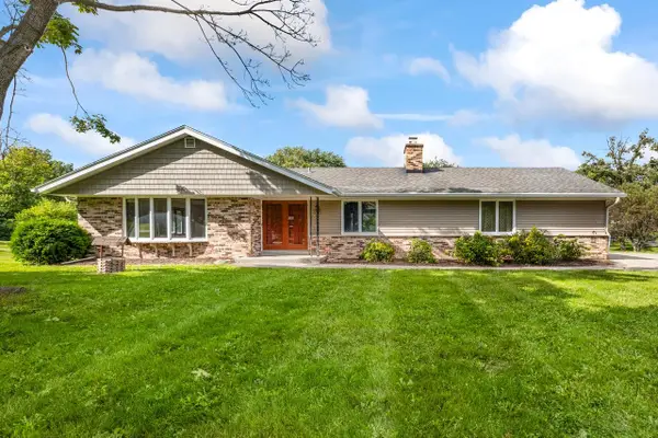 15620 Vernon DRIVE, Brookfield, WI 53005