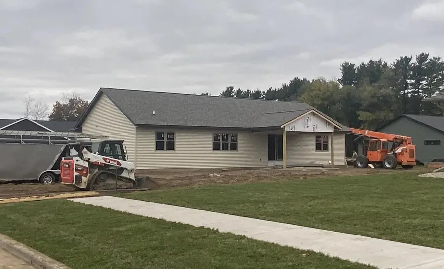 1957 Golden Gate WAY, Holmen, WI 54636 - Image #2