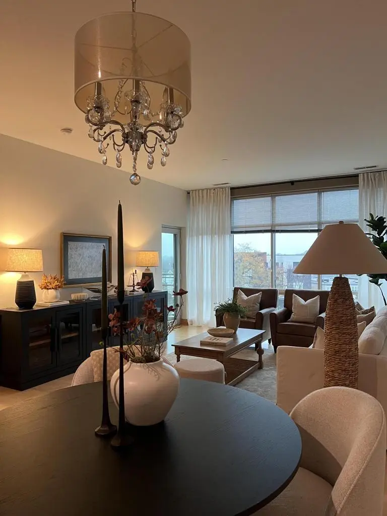 1550 E Royall PLACE #505, Milwaukee, WI 53202 - Image #2