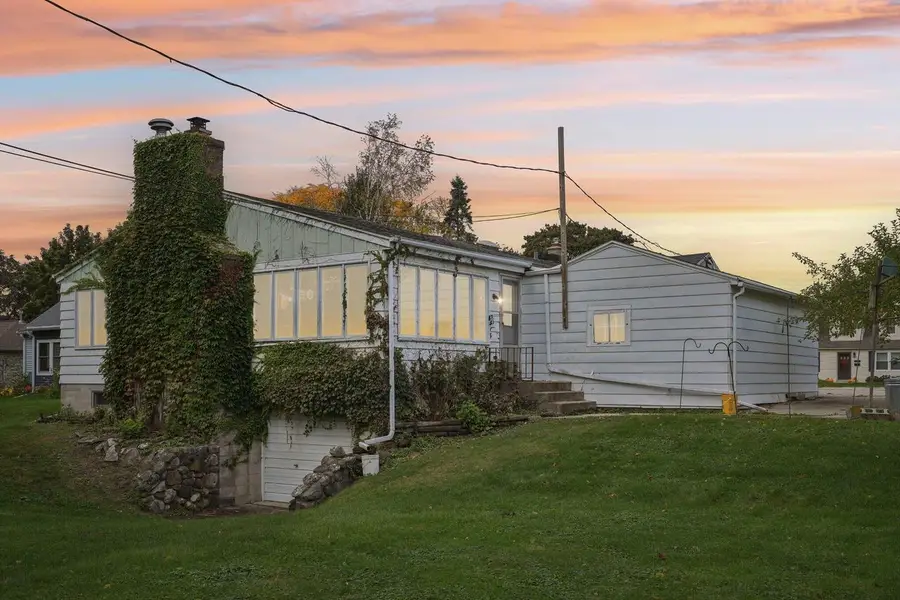 1343 Hillside DRIVE, Waukesha, WI 53186 - Image #2