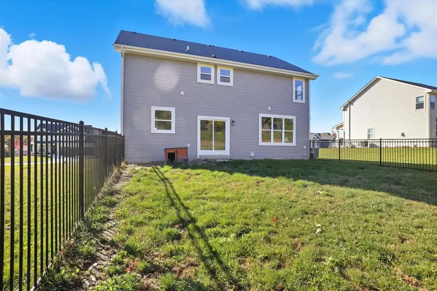 936 Medina DRIVE, Mukwonago, WI 53149 - Image #3