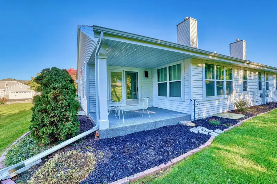 N52W35347 Lighthouse LANE, Oconomowoc, WI 53066 - Image #2