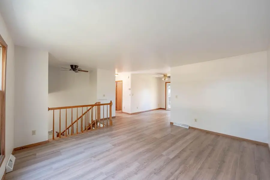 9020 388th AVENUE, Burlington, WI 53105 - Image #3