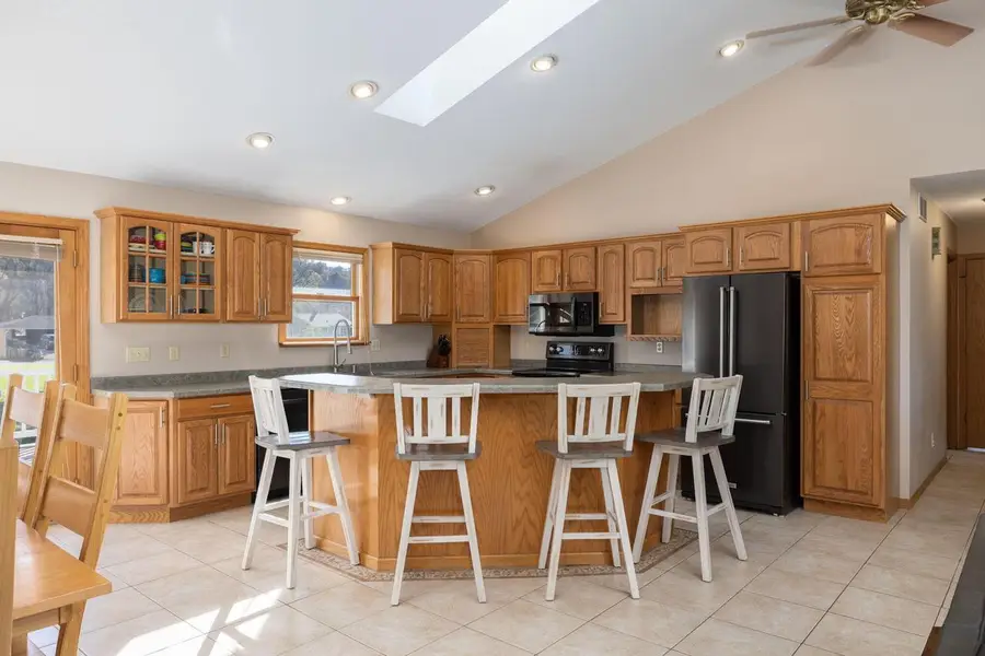 W4861 Harvest LANE, La Crosse, WI 54601 - Image #2