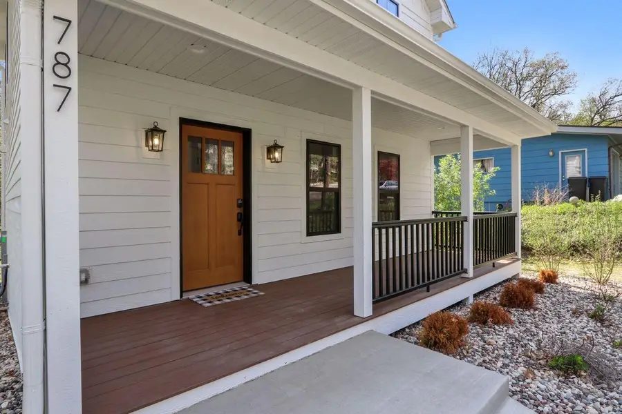 787 Odsila WAY, Fontana, WI 53125 - Image #2