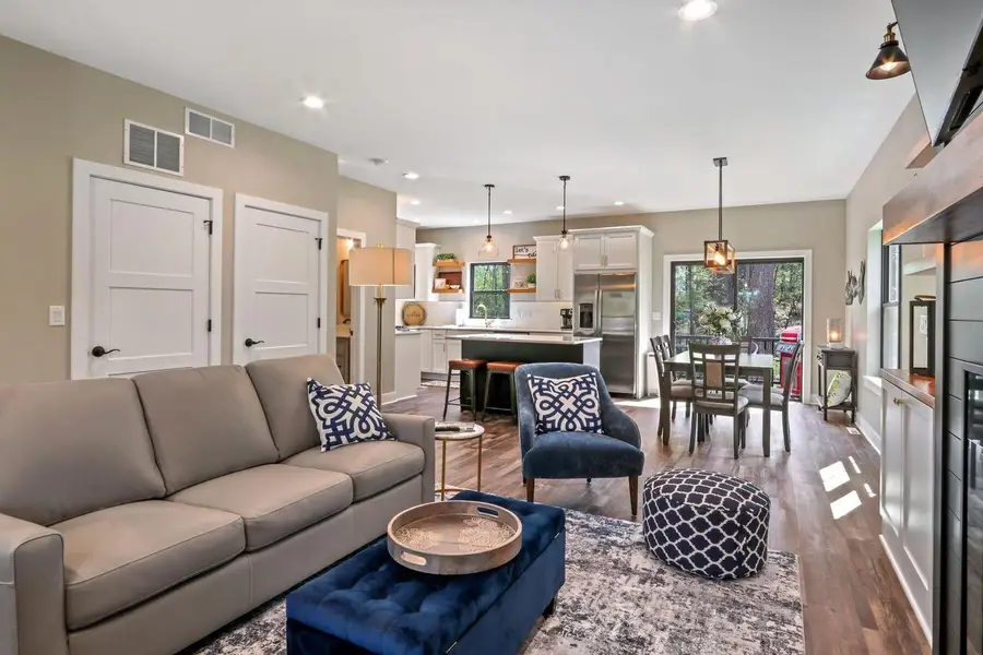 787 Odsila WAY, Fontana, WI 53125 - Image #3