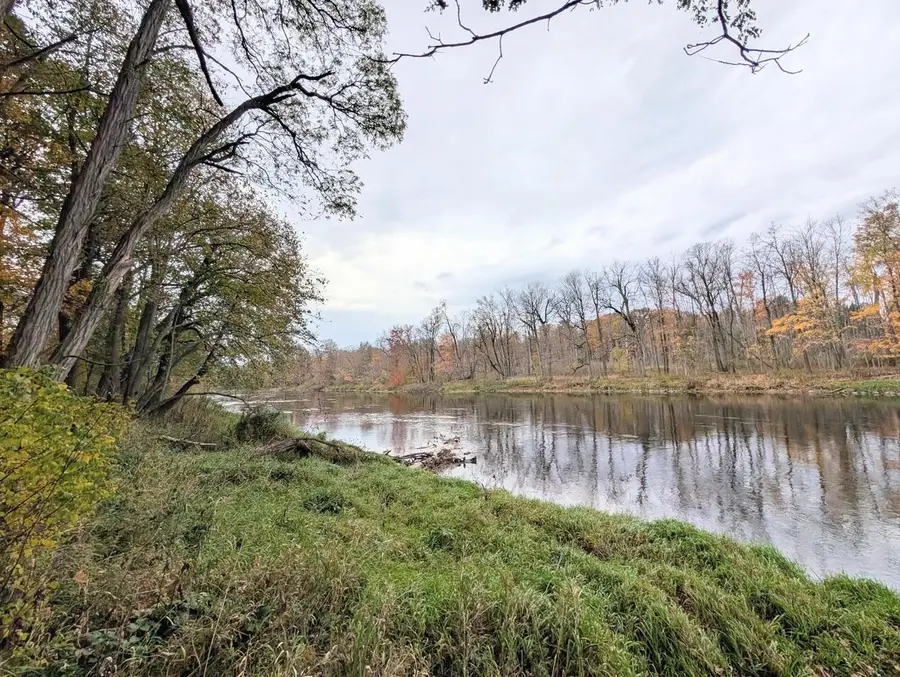 1993 RIVERVIEW TRAIL, Fredonia, WI 53021 - Image #3