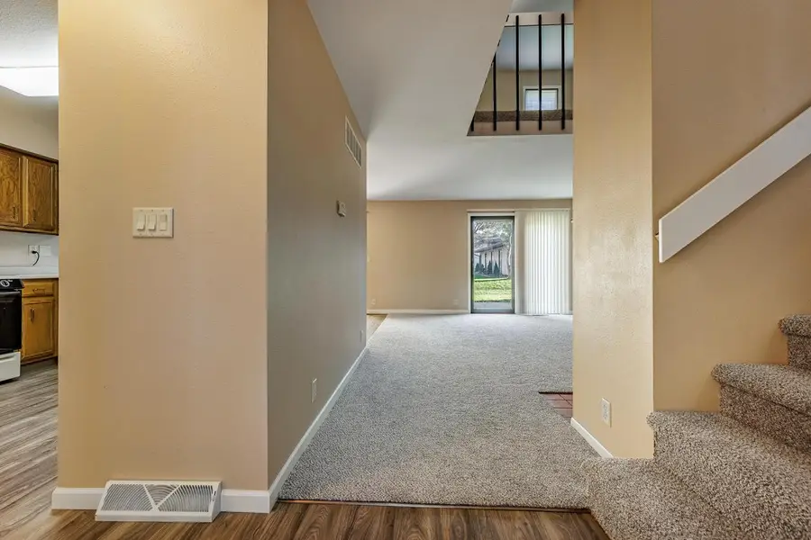 3380 East AVENUE S, La Crosse, WI 54601 - #3