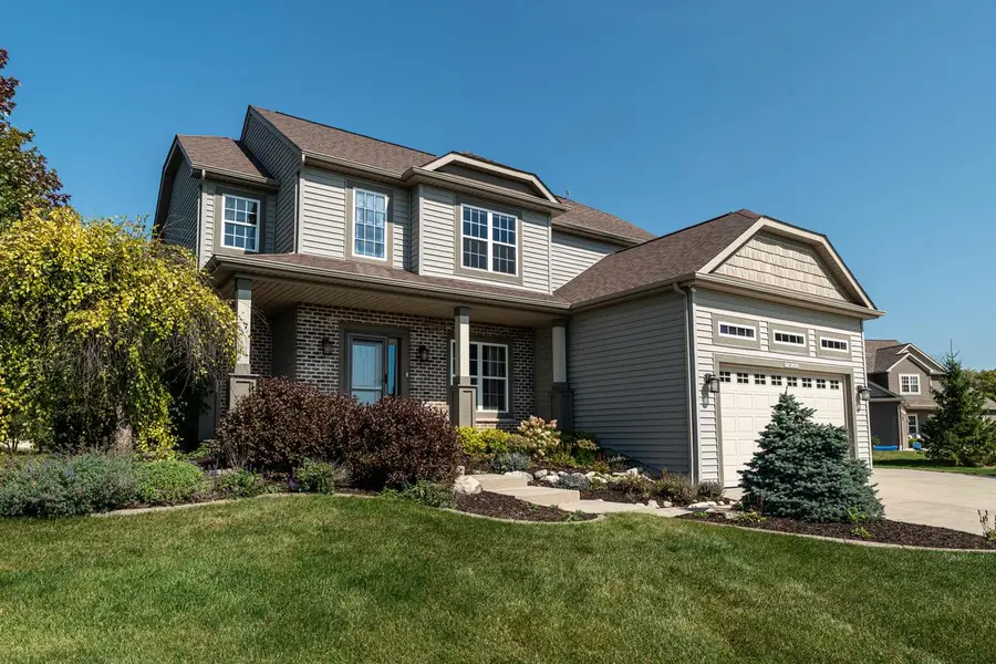 N71W24818 Wildwood WAY, Sussex, WI 53089 - Image #2
