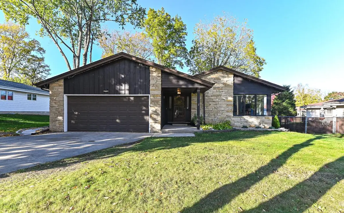 1800 Mackinac AVENUE, South Milwaukee, WI 53172 - Image #1