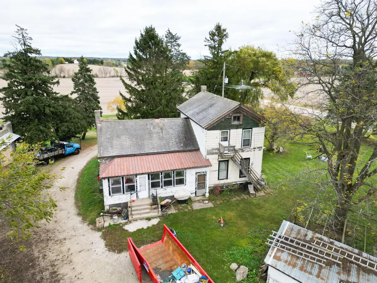 18218 Plank ROAD, Union Grove, WI 53182 - Image #1