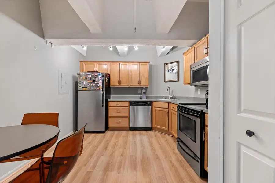 270 E Highland AVENUE #715, Milwaukee, WI 53202 - Image #3