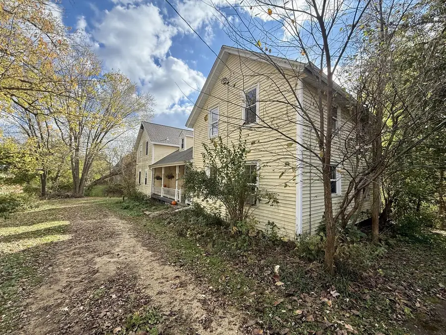 8878 Orchard Valley ROAD, West Bend, WI 53090 - Image #3