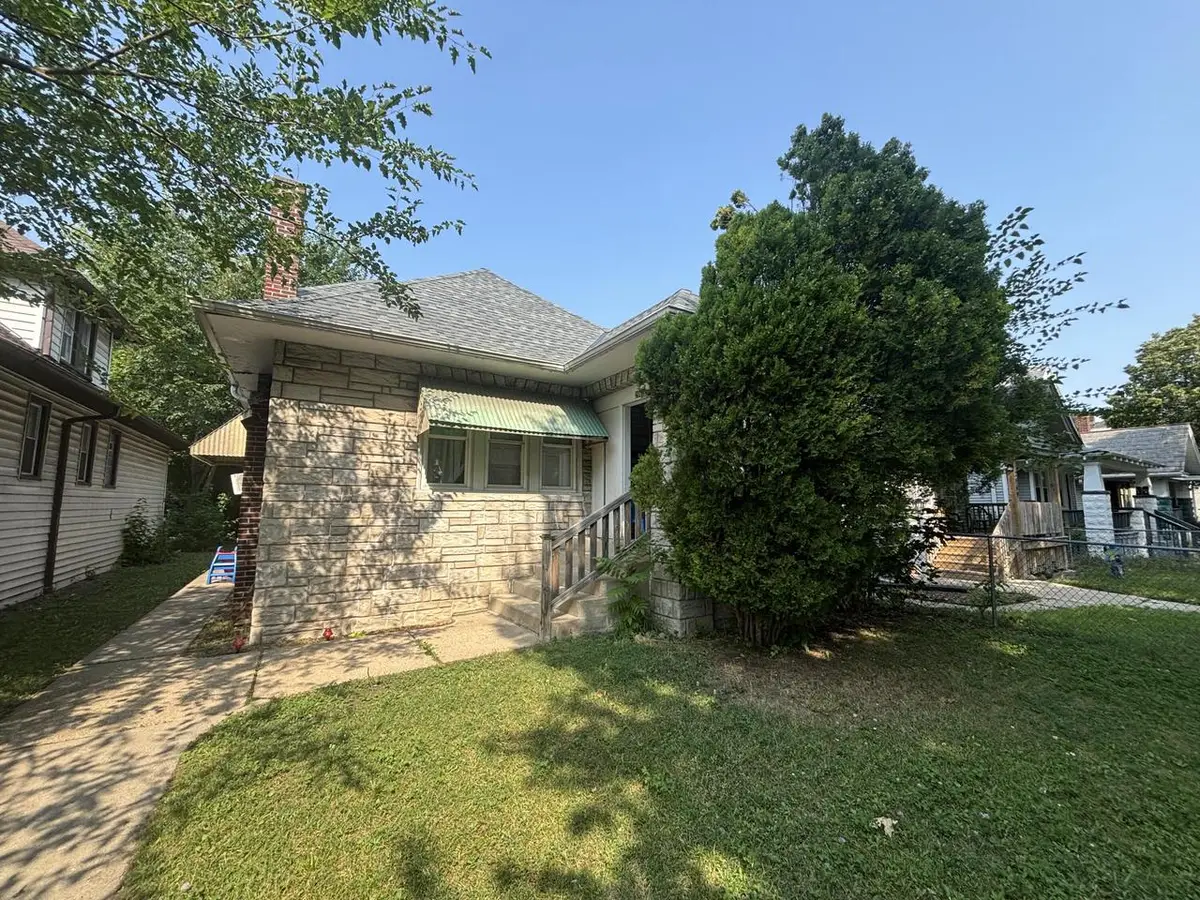 2963 N 36th STREET, Milwaukee, WI 53210 - Image #1