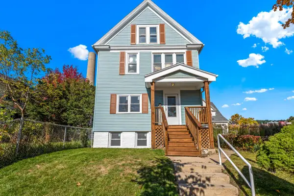 138 E Rosedale AVENUE #138A, Milwaukee, WI 53207