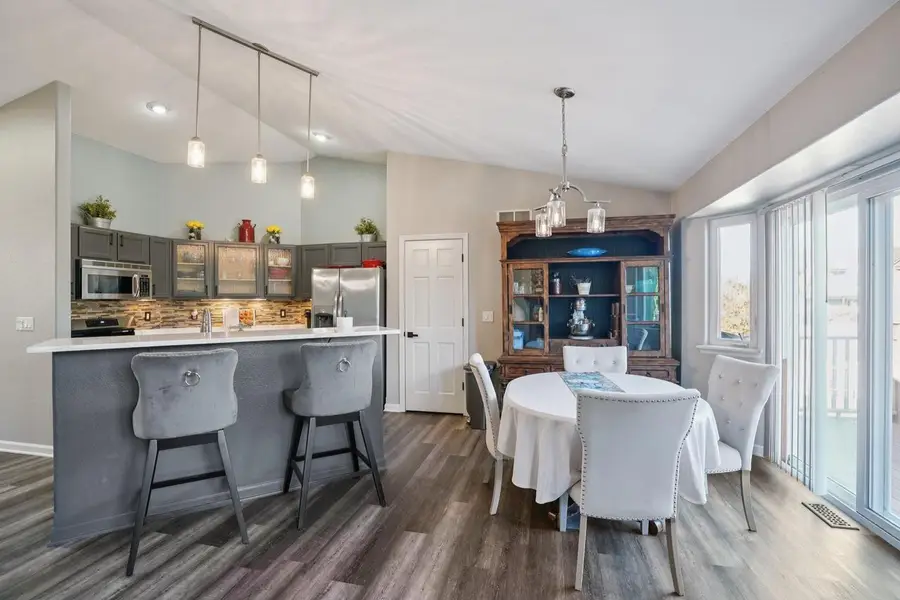 921 E Prairie View DRIVE, Oak Creek, WI 53154 - Image #3