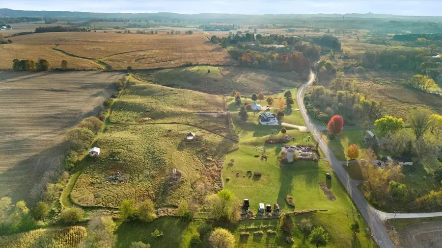 7542 W WATERFORD ROAD #Lt3, Hartford, WI 53027 - Image #3