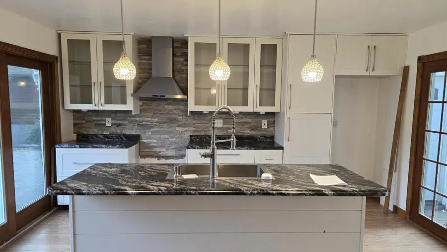 2902 S 124th STREET, West Allis, WI 53227 - Image #2