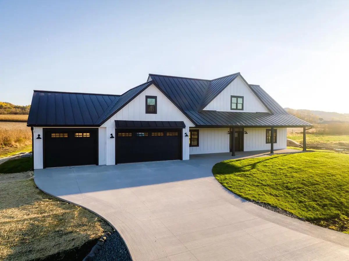 W4051 Twin Creeks ROAD, La Crosse, WI 54601 - #1