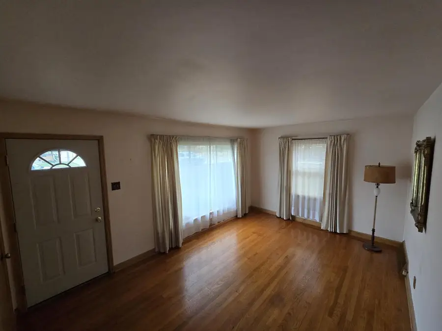 3943 S 55th STREET, Greenfield, WI 53220 - Image #3