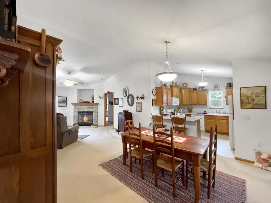 1040 Covington DRIVE #1040, Sheboygan Falls, WI 53085 - #2