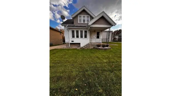 7715 W Center STREET, Milwaukee, WI 53222