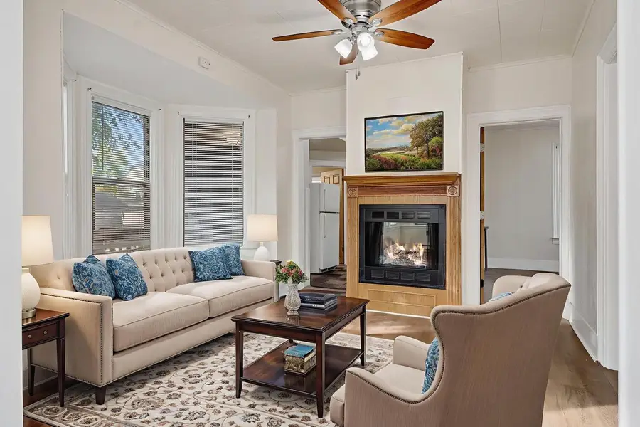 1216 Livingston STREET, La Crosse, WI 54603 - Image #2