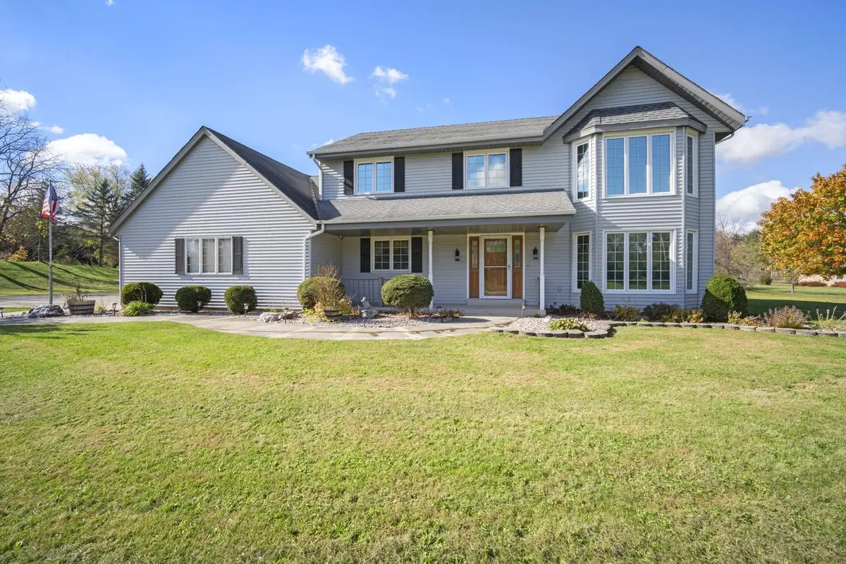 W225S6835 Guthrie ROAD, Big Bend, WI 53103 - Image #1