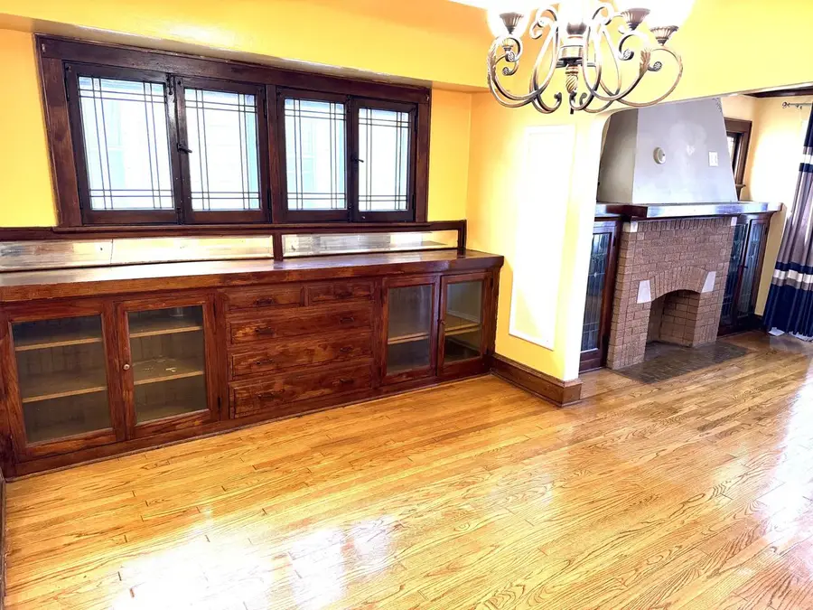 1350 N 55th STREET, Milwaukee, WI 53208 - Image #3