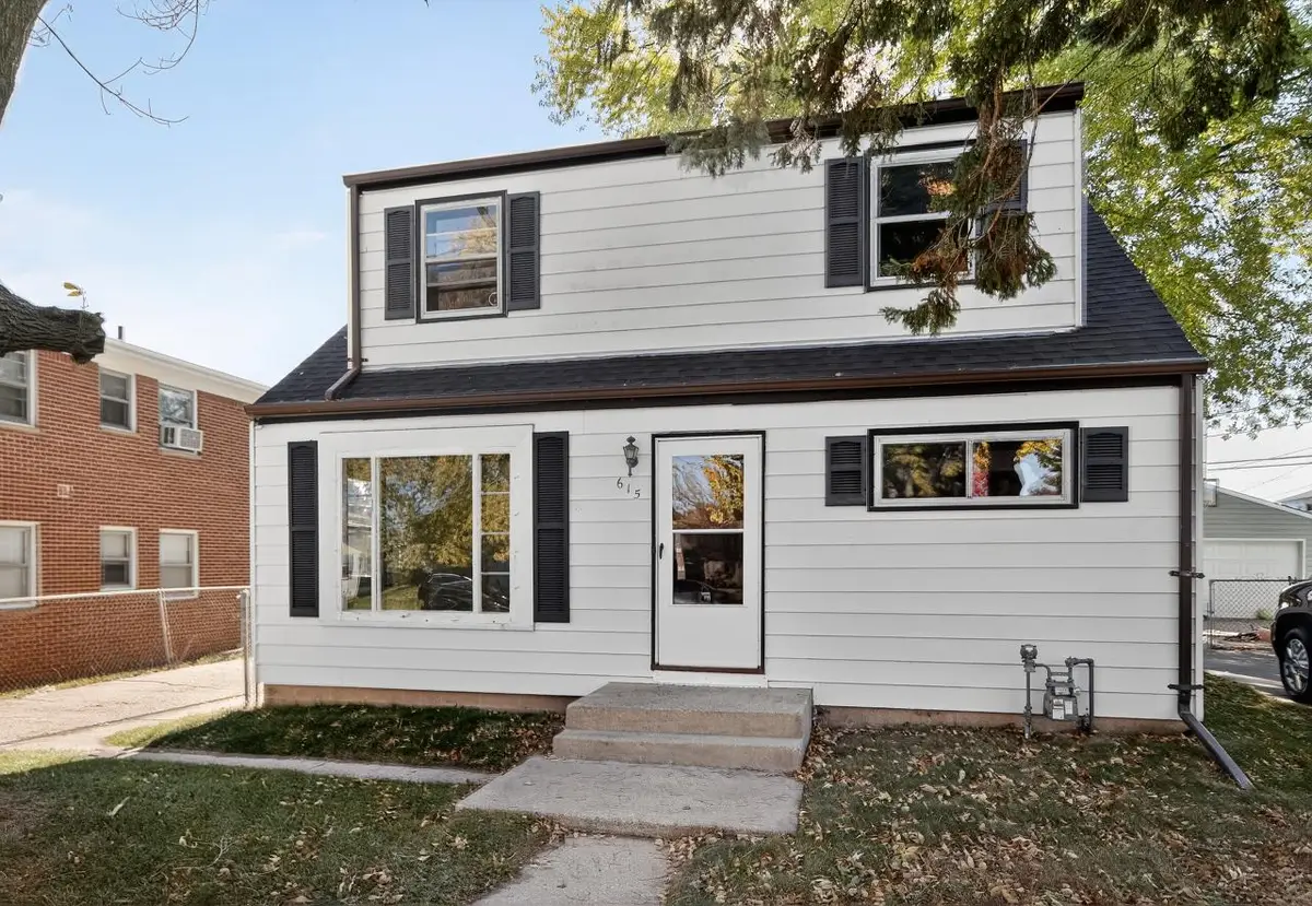 615 Blake AVENUE, South Milwaukee, WI 53172 - Image #1
