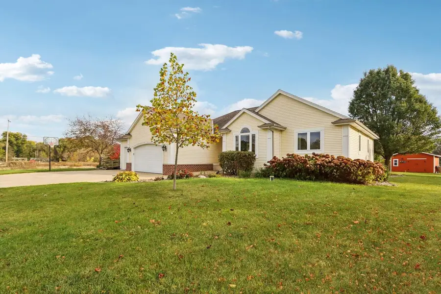 6802 Sandy LANE, Waterford, WI 53185 - Image #3